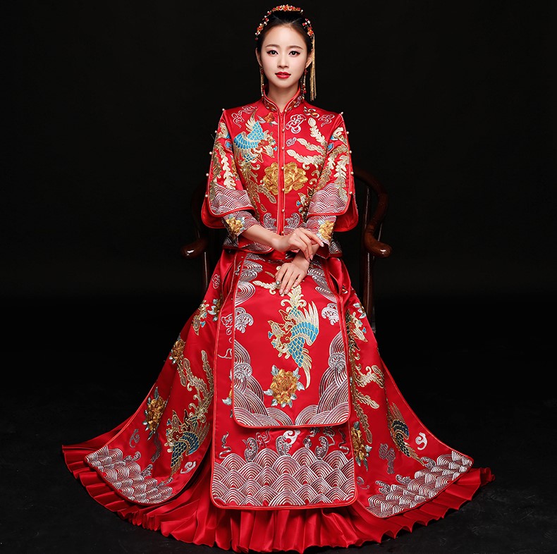 高貴華美中式禮服，秀禾龍鳳褂新娘禮服