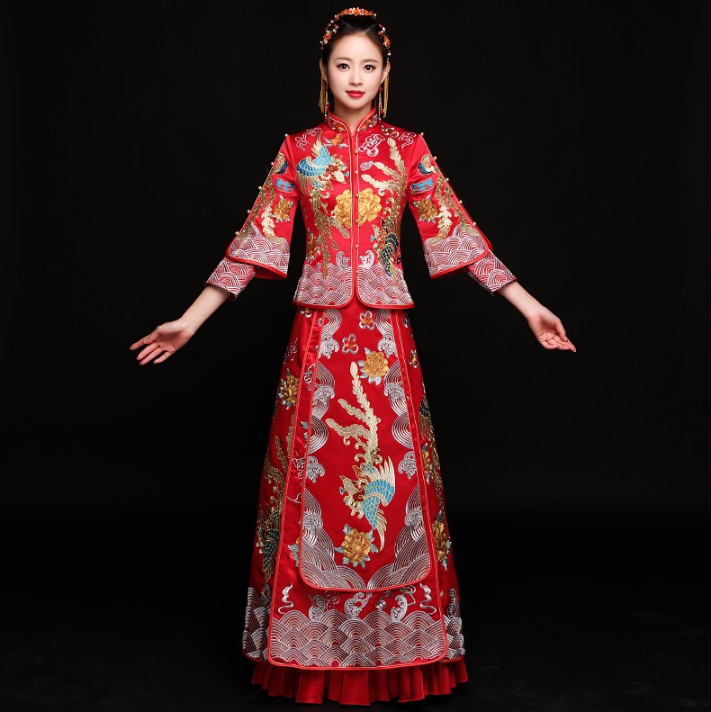 高貴華美中式禮服，秀禾龍鳳褂新娘禮服