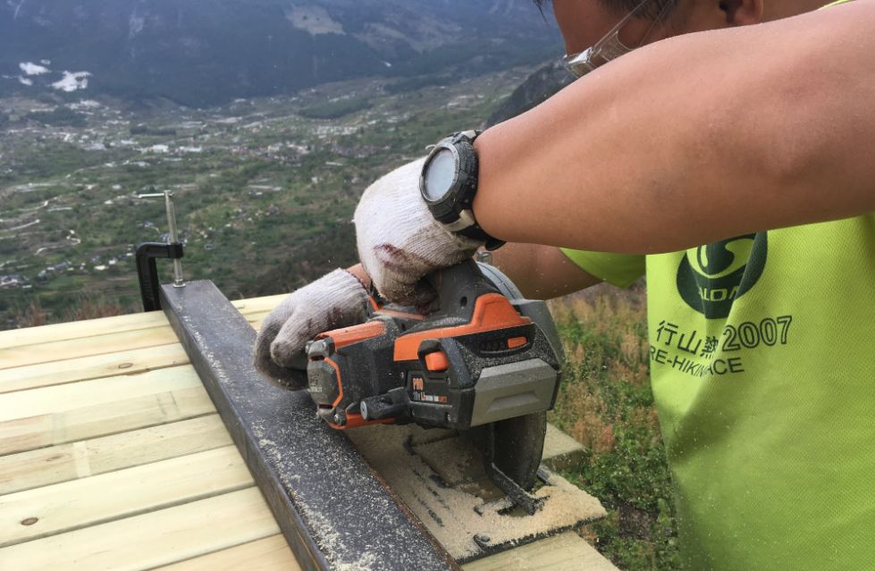云階·格蘭平營地，踩著云一步步登上哈巴雪山