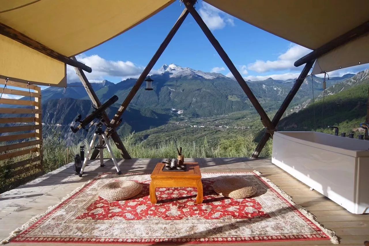 云階·格蘭平營地，踩著云一步步登上哈巴雪山