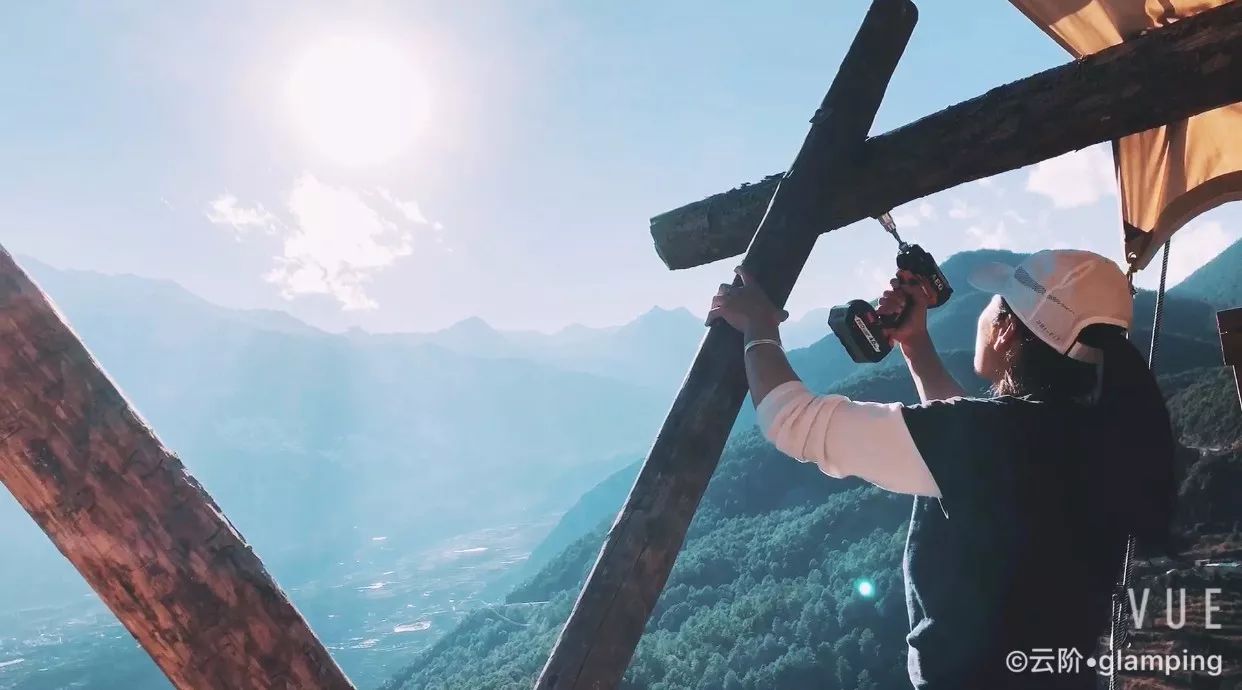 云階·格蘭平營地，踩著云一步步登上哈巴雪山
