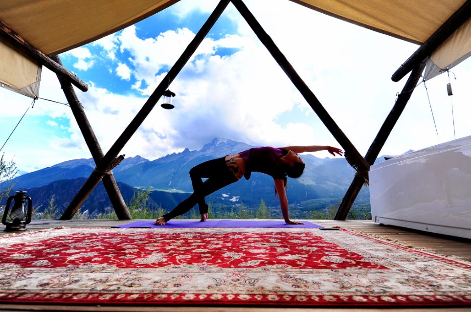 云階·格蘭平營地，踩著云一步步登上哈巴雪山