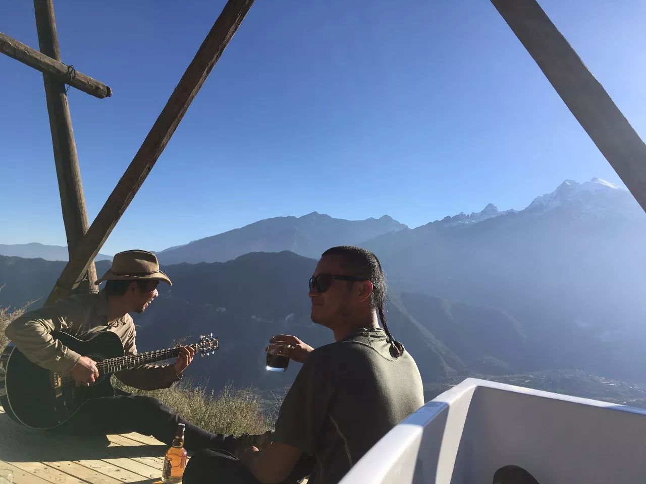 云階·格蘭平營地，踩著云一步步登上哈巴雪山