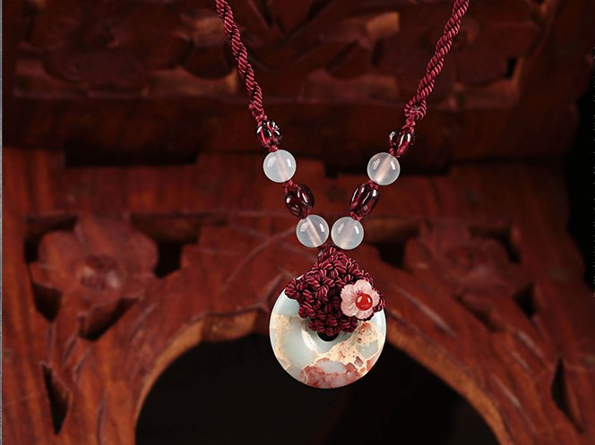 平安扣吊墜鎖骨鏈項(xiàng)鏈?zhǔn)罪? src="/wenxue/d/file/bigpic/190404/04/13-1P11Q04A5-51.jpg" / data-Nbmi="iVwDTi"><br / data-3r9n="c12LXV">
	<img alt=