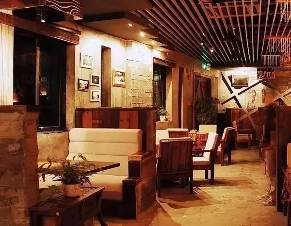 大理·胡思年月海景度假客棧，人間處處是道場