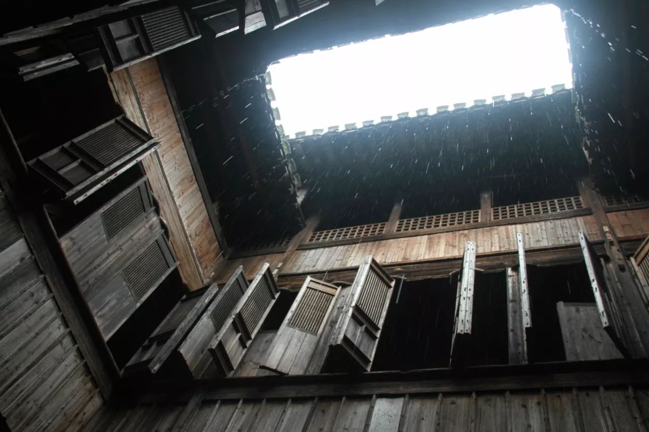 淺析徽派建筑：獨(dú)一無二氣息的中國古建筑！