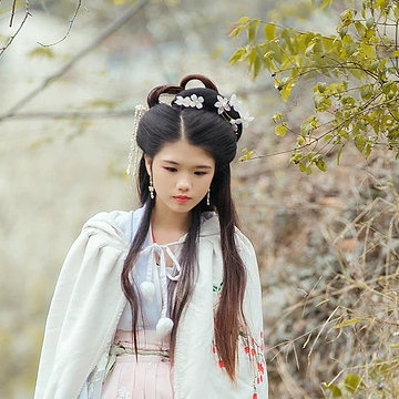 清新典雅女生頭像，唯美古風(fēng)真人頭像