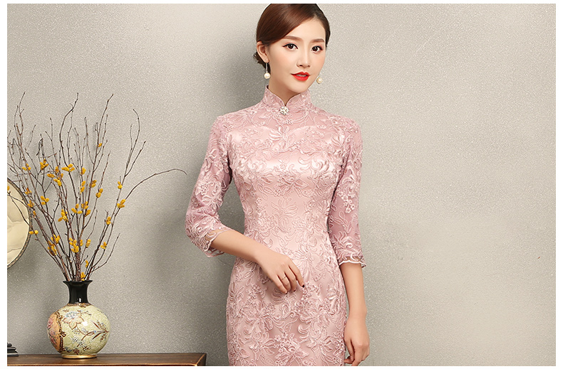 淺粉復(fù)古蕾絲旗袍，芊玉刺繡旗袍裙