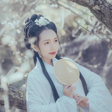 珠簾傘文藝女生頭像，唯美古風(fēng)真人頭像