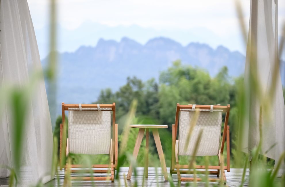 路之青城，在應(yīng)該努力的年紀(jì)留下精彩的痕跡！