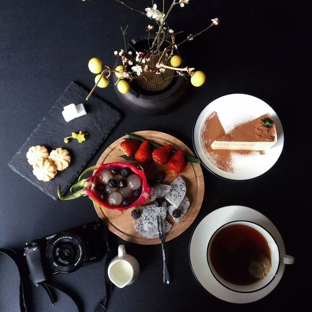 路之青城，在應(yīng)該努力的年紀(jì)留下精彩的痕跡！