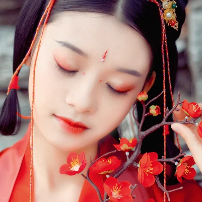 紅梅紅衣女生頭像，唯美古風(fēng)真人頭像