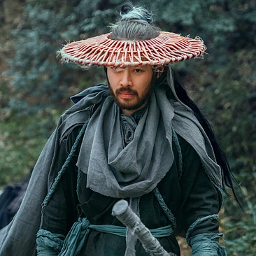 江湖英雄帶兵器男生頭像，唯美古風(fēng)真人頭像