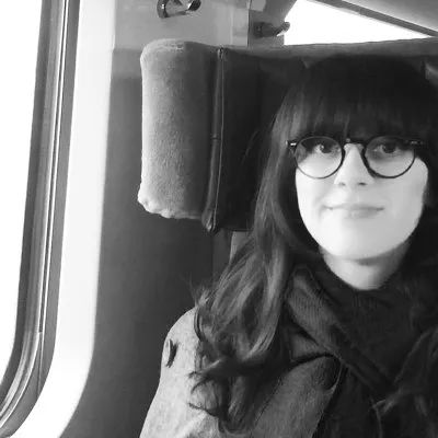 當(dāng)插畫遇上剪紙，她把紙藝玩出了別樣的美!