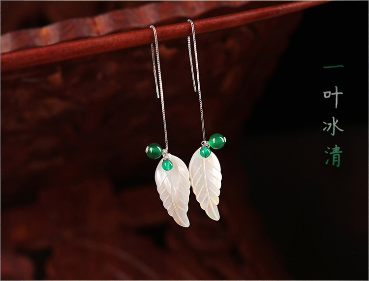 一葉冰清純銀耳線耳環(huán)，白玉樹葉吊墜耳飾耳環(huán)
