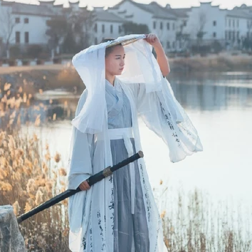 少林兵器光頭頭像，唯美古風(fēng)真人頭像