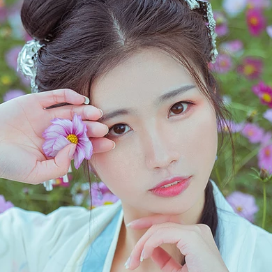 花開(kāi)文藝女生頭像，唯美古風(fēng)真人頭像