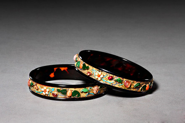 超時(shí)尚的清朝珠寶首飾，這股潮范怎么比？