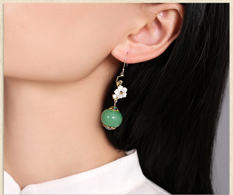 淡雅貝殼花朵氣質(zhì)耳環(huán)，家佳樂文學(xué)復(fù)古耳飾首飾