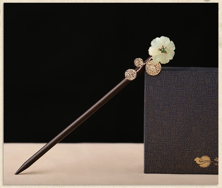 古典盤發(fā)玉花珠釵，古風岫玉發(fā)釵發(fā)簪頭飾