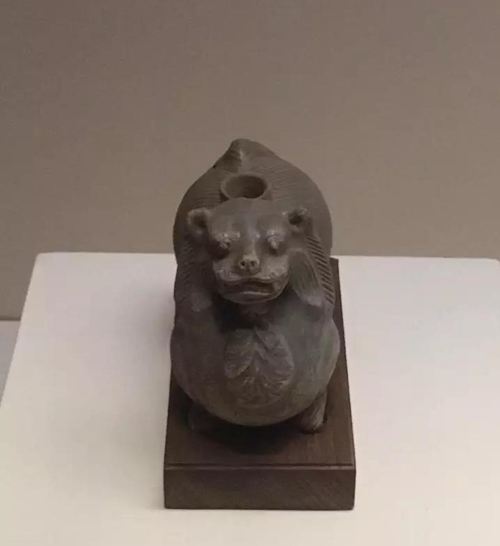 六朝青瓷：中國陶瓷史，一部青瓷史!