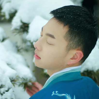 雪地禪意男生頭像，唯美古風(fēng)真人頭像