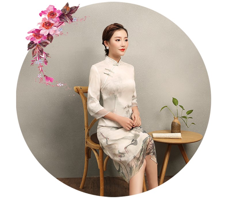 復(fù)古飛鶴旗袍，淡雅中袖中式旗袍裙