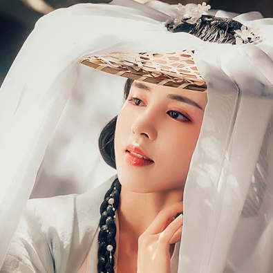 素雅笠紗女生頭像，唯美古風(fēng)真人頭像