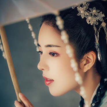 素雅笠紗女生頭像，唯美古風(fēng)真人頭像