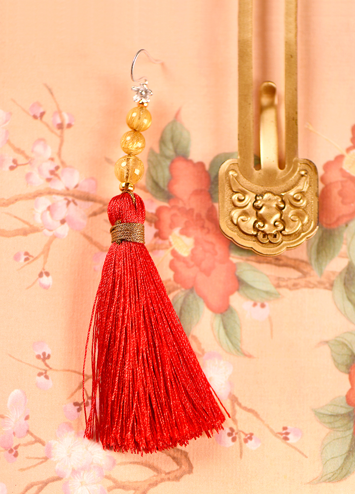 正紅流蘇氣質(zhì)耳環(huán)，天然發(fā)晶耳環(huán)首飾