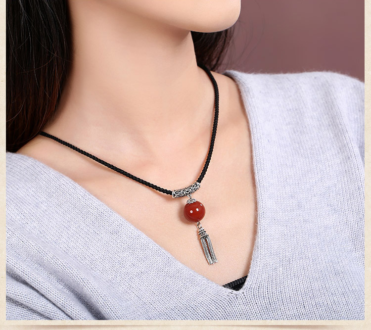 簡約時(shí)尚家佳樂文學(xué)鏈子，瑪瑙銀流蘇項(xiàng)鏈?zhǔn)罪? src="/wenxue/d/file/bigpic/190404/04/13-1P305111F1-51.jpg" / data-S9d7="fVEio7"><br / data-sCwc="uDOKrC">
	<img alt=