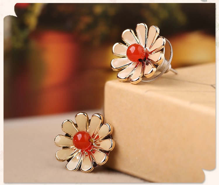 復(fù)古風(fēng)花朵小巧耳釘，簡約時尚瑪瑙耳釘首飾