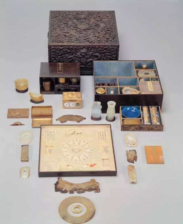 古代“博古架”藏寶貝，精美絕倫多寶格！