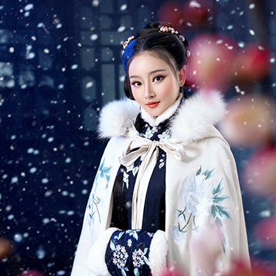 優(yōu)雅賞雪帶傘女生頭像，唯美古風真人頭像