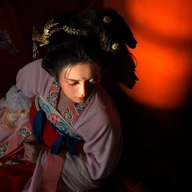 大唐盛世氣象女生頭像，唯美古風(fēng)真人頭像