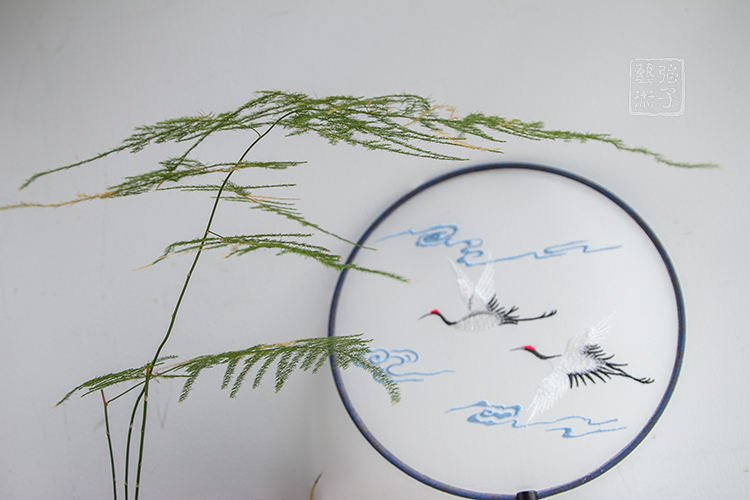 福壽雙鶴刺繡團扇，典雅韻味刺繡工藝扇子