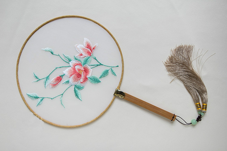 古典茉莉花刺繡團(tuán)扇，復(fù)古繡花宮扇工藝扇子