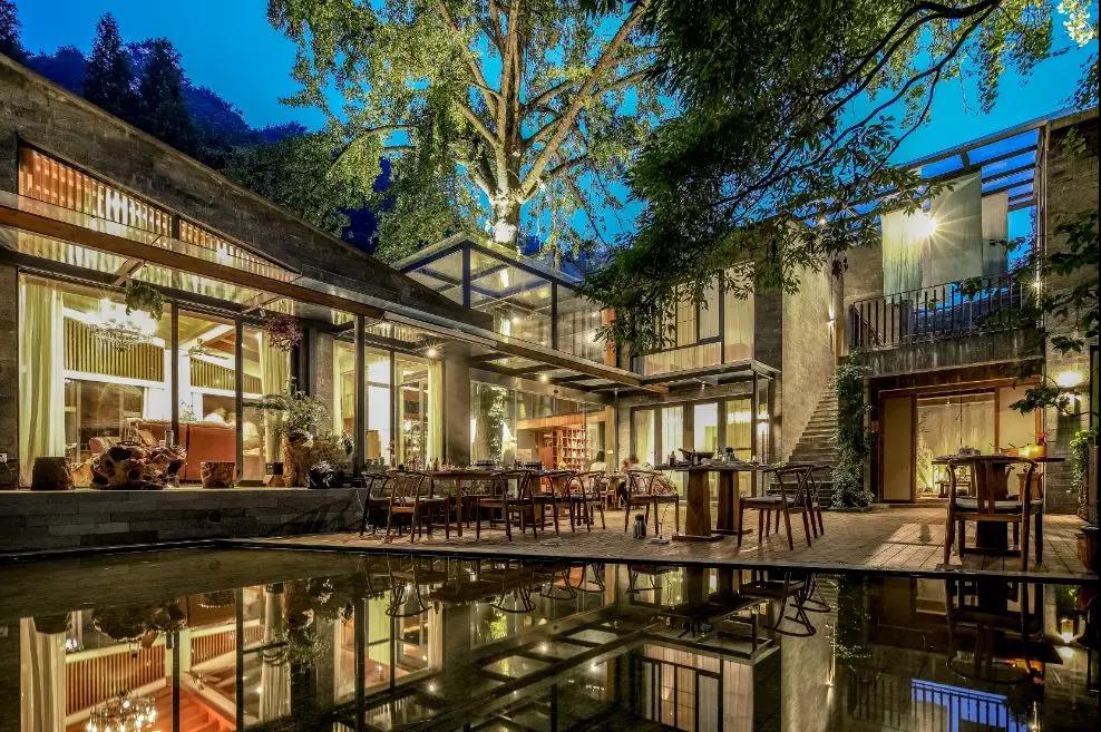 上山上去生活吧，上山上迎你還家！