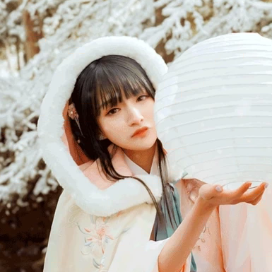 白雪飄落清新氣質(zhì)女生頭像，唯美古風(fēng)真人頭像