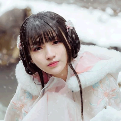 白雪飄落清新氣質(zhì)女生頭像，唯美古風(fēng)真人頭像