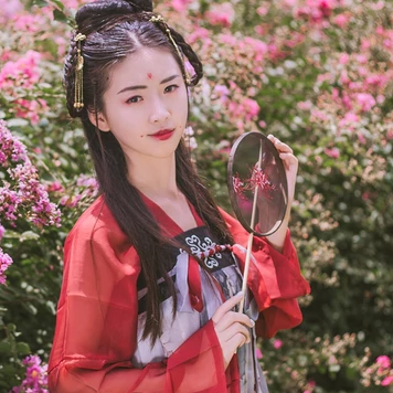 花顏古典氣質(zhì)女生頭像，唯美古風(fēng)真人頭像