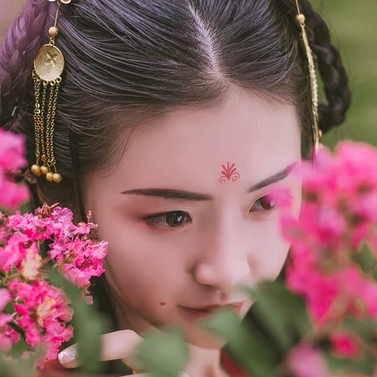 花顏古典氣質(zhì)女生頭像，唯美古風(fēng)真人頭像
