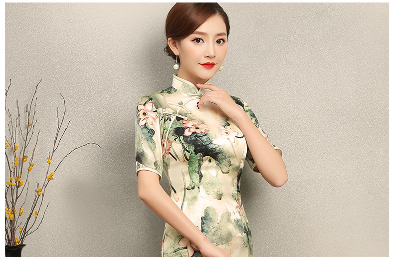 青荷古風(fēng)韻味旗袍，淡雅短袖印花旗袍裙