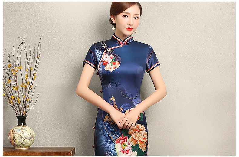 知性優(yōu)雅藍(lán)色旗袍，花嬌印花短袖旗袍裙