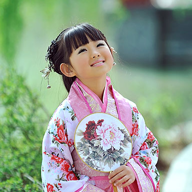 超萌粉色小花仙帶團(tuán)扇女孩頭像，唯美古風(fēng)真人