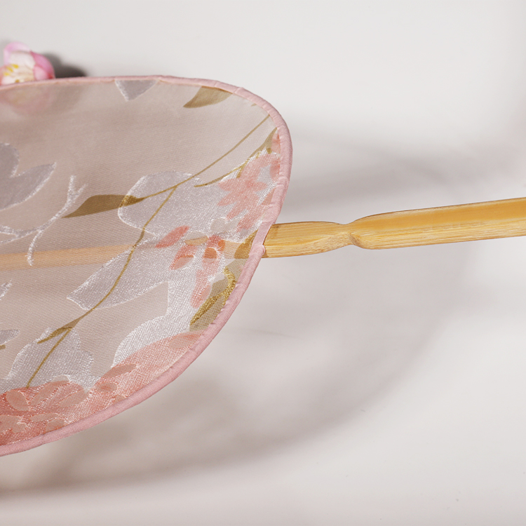 粉色清新團(tuán)扇，家佳樂文學(xué)文藝古風(fēng)古典扇子