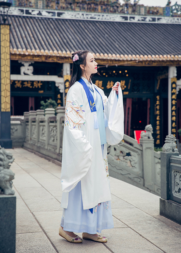 魏晉風回雪襦裙?jié)h服，清新淡雅小鹿刺繡漢服