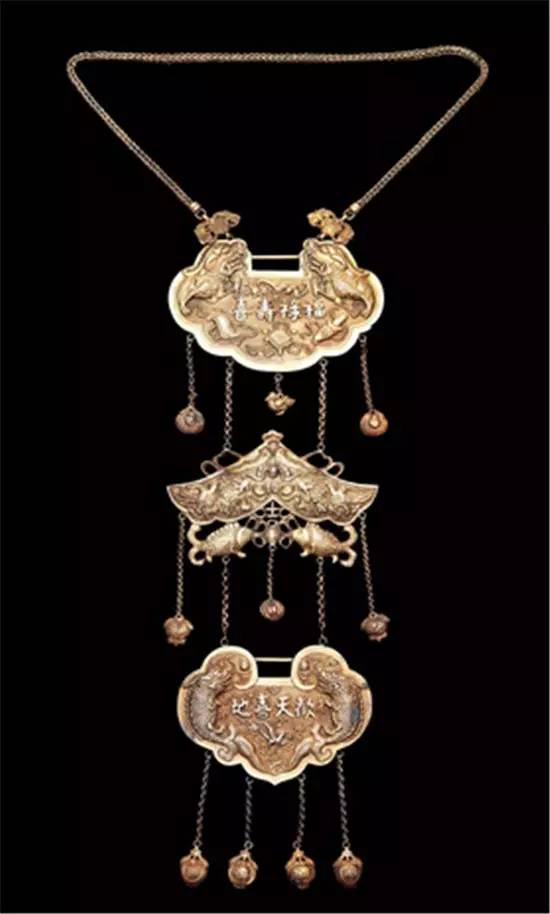 古老的美好祝福飾品:巧奪天工的長(zhǎng)命鎖