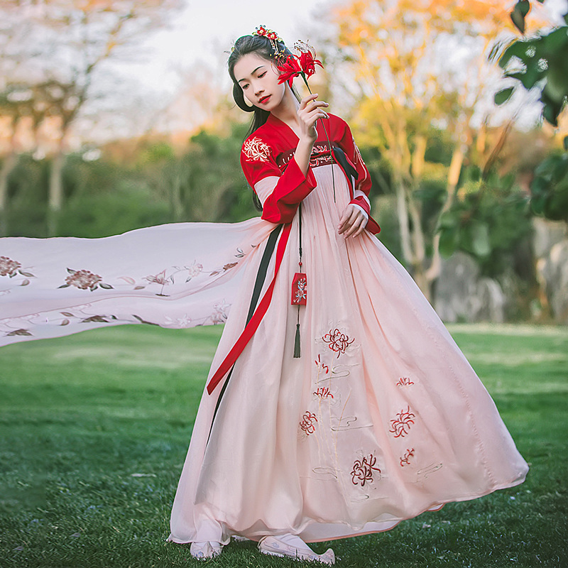 火紅彼岸花齊胸襦裙?jié)h服，日常春夏漢服圖片