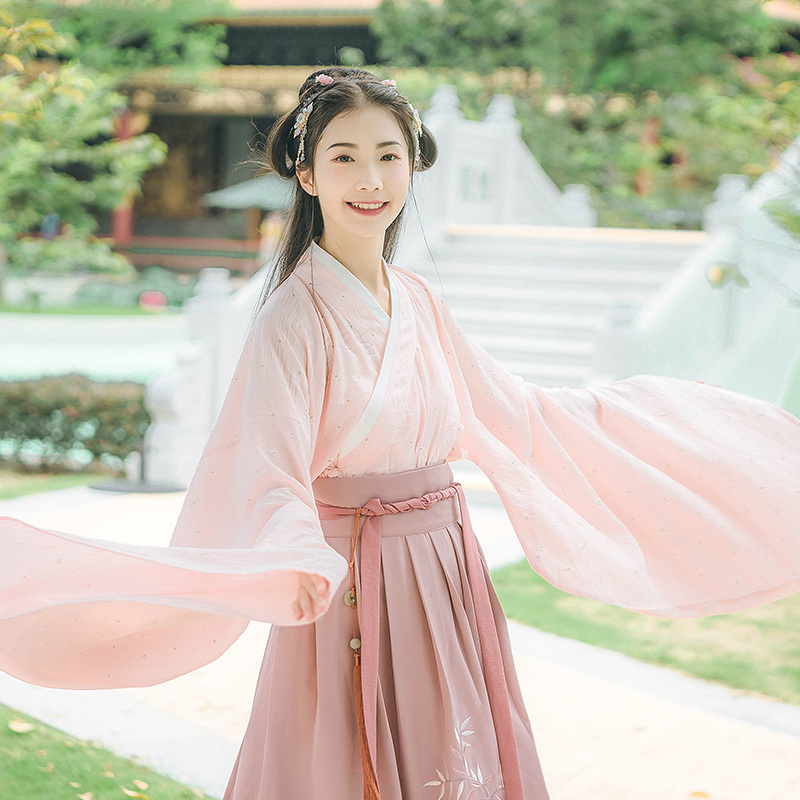 小清新粉色紫藤蘿刺繡漢服，大袖交領(lǐng)襦裙?jié)h服